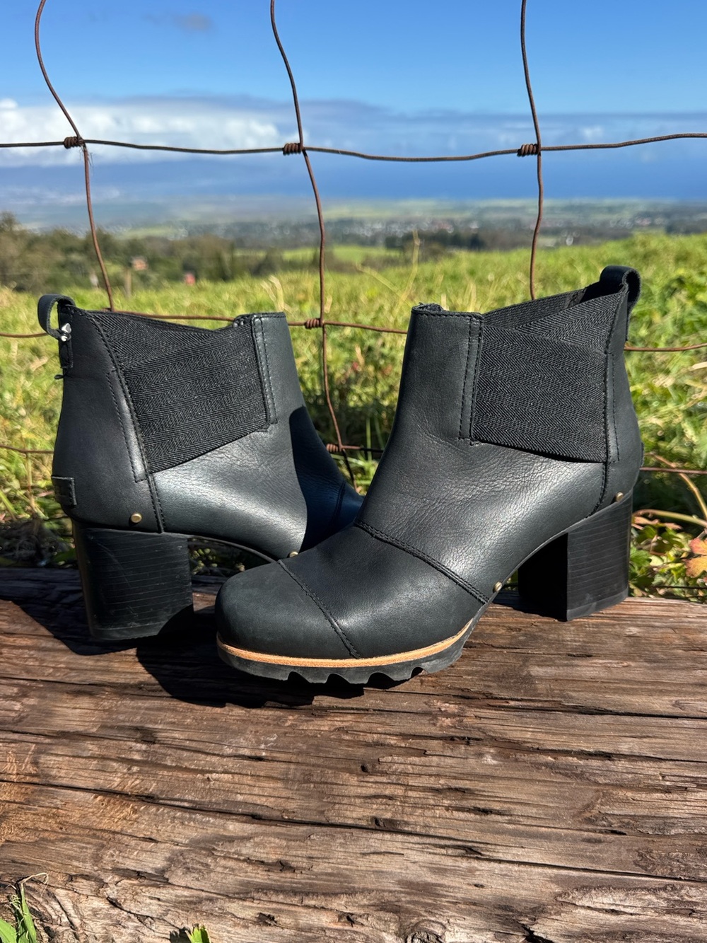 Sorel Addington waterproof chelsea boots Black Outdoor size 9